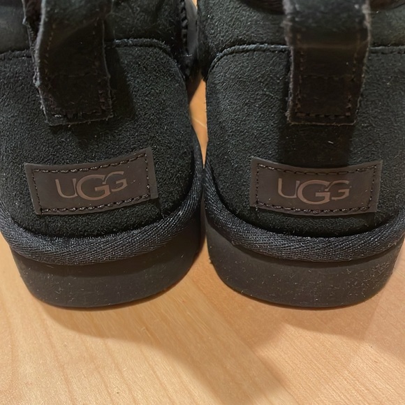 UGG Ultra Mini NWOT Size 11 - Picture 9 of 10